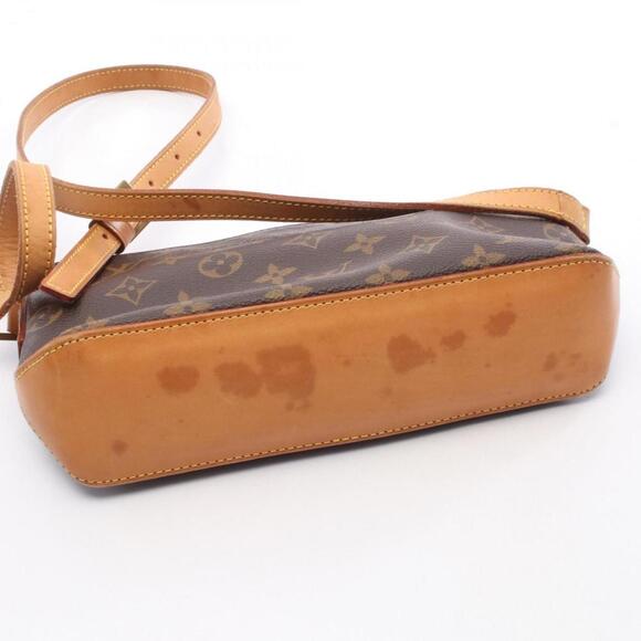 LOUIS VUITTON Brown Monogram Leather Shoulder Bag - Picture 5 of 7